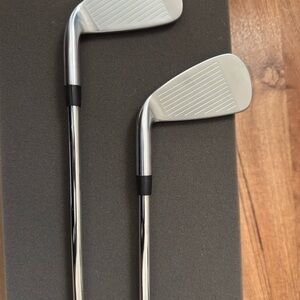 Takomo 101 Irons (4 / 5) Pair KBS Lite Shaft (Never Used)